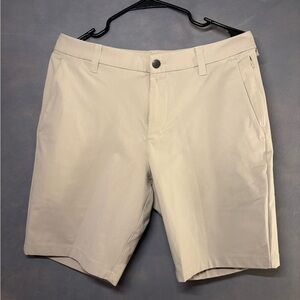 Lululemon Men’s ABC Shorts (31) Trench